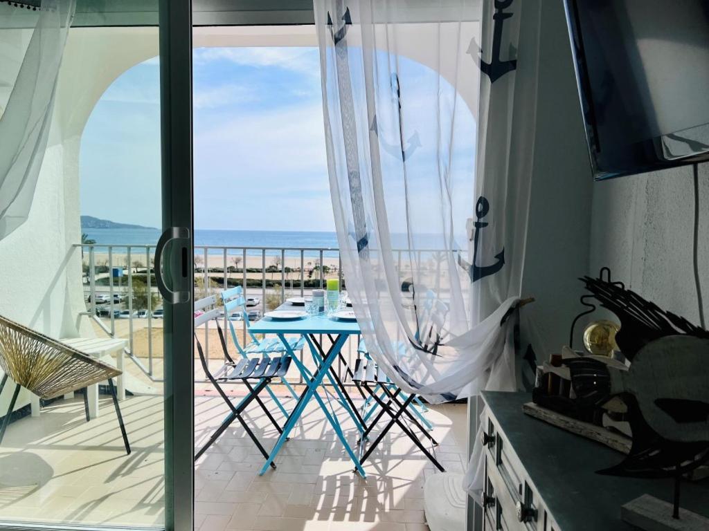 SYLVIA 4A - Estudio en primera línea de mar - céntrico - terraza vista mar - playa - wifi Apartamento Empuriabrava Exterior foto